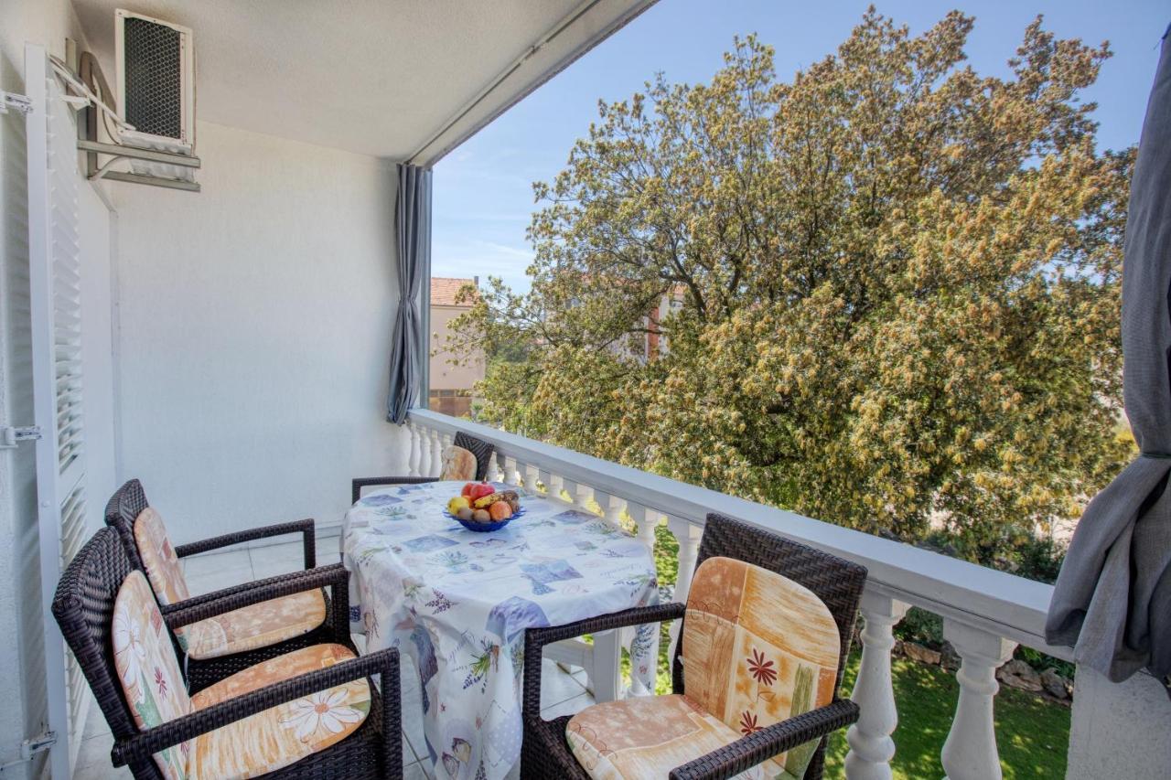 Apartments With A Parking Space Zablace, Sibenik - 4219 Exterior foto