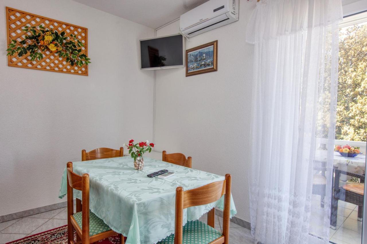 Apartments With A Parking Space Zablace, Sibenik - 4219 Exterior foto